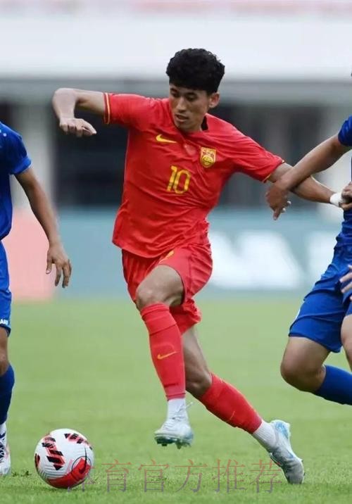 国足集训考察队员瞄准年轻化 国足集训考察队员瞄准年轻化